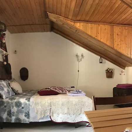 بيت ضيافة La Mansarda Di Fortuna
